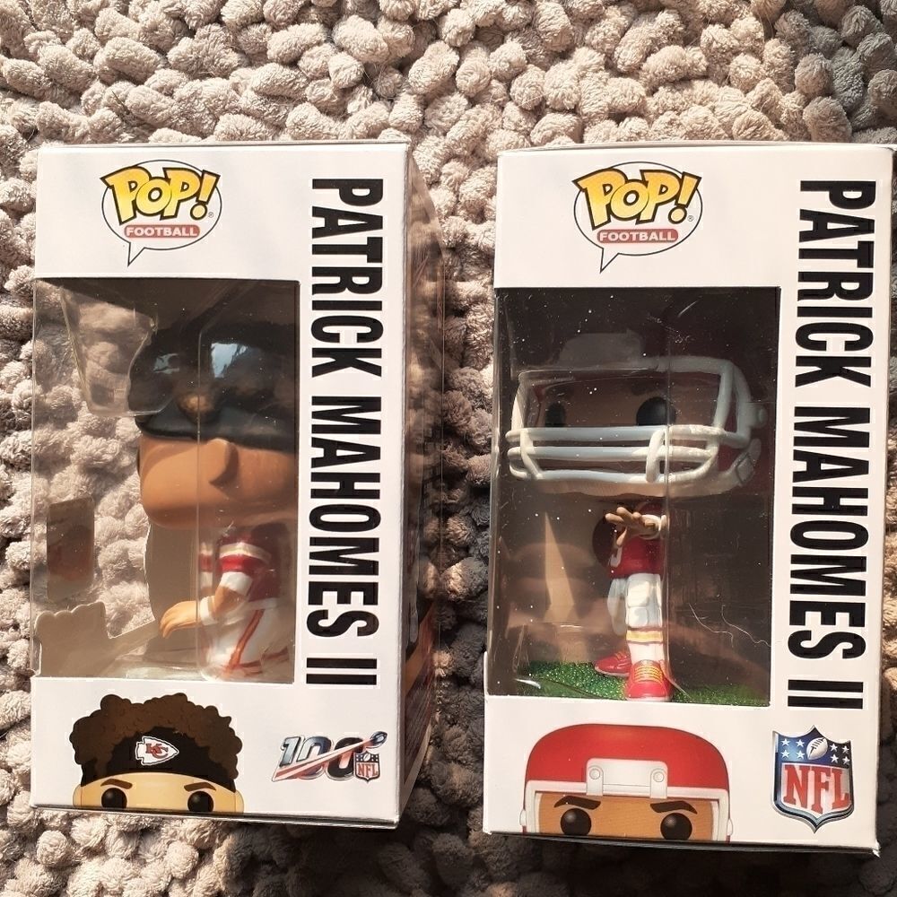 Patrick Mahomes Funko Pops (Lot of 2) - Picture 6 of 6